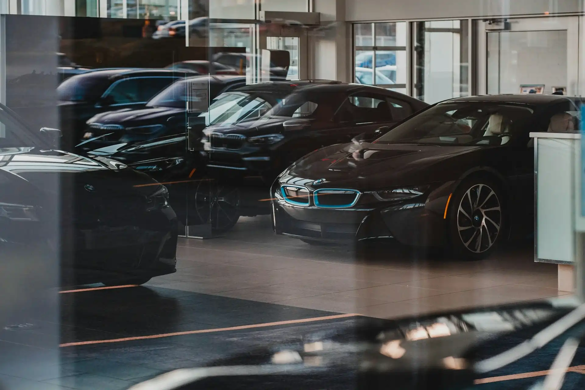 U.S. Auto Sales Grow in 2025 Amid Strong Demand for Trucks and SUVs