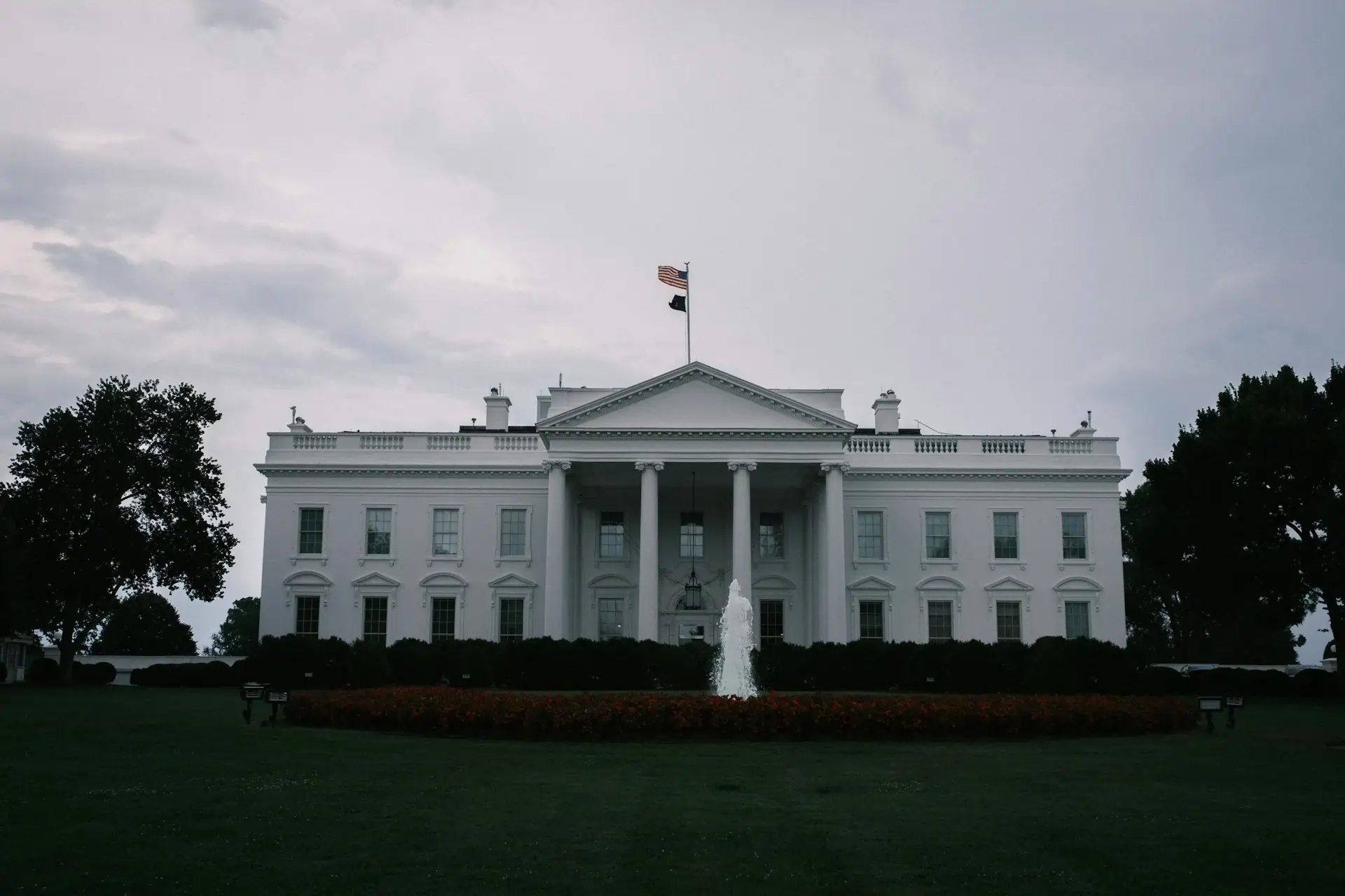 White House Finalizes NEPA Rollback, Sparks Environmental Criticism